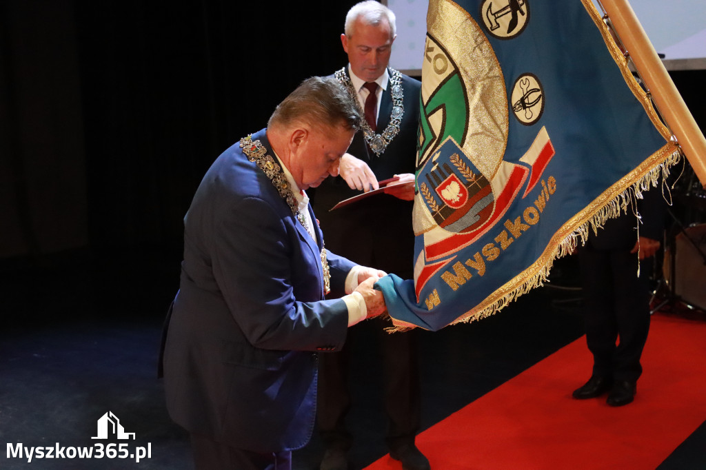 Fotorelacja II: Jubileusz 60-lecia CECH RZEMIOSŁ RÓŻNYCH MAŁEJ I ŚREDNIEJ PRZEDSIĘBIORCZOŚCI w Myszkowie
