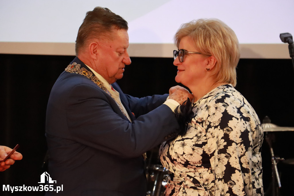 Fotorelacja II: Jubileusz 60-lecia CECH RZEMIOSŁ RÓŻNYCH MAŁEJ I ŚREDNIEJ PRZEDSIĘBIORCZOŚCI w Myszkowie