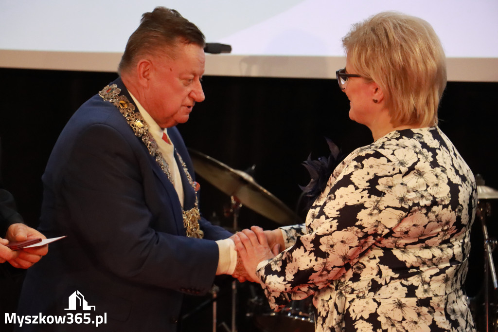 Fotorelacja II: Jubileusz 60-lecia CECH RZEMIOSŁ RÓŻNYCH MAŁEJ I ŚREDNIEJ PRZEDSIĘBIORCZOŚCI w Myszkowie