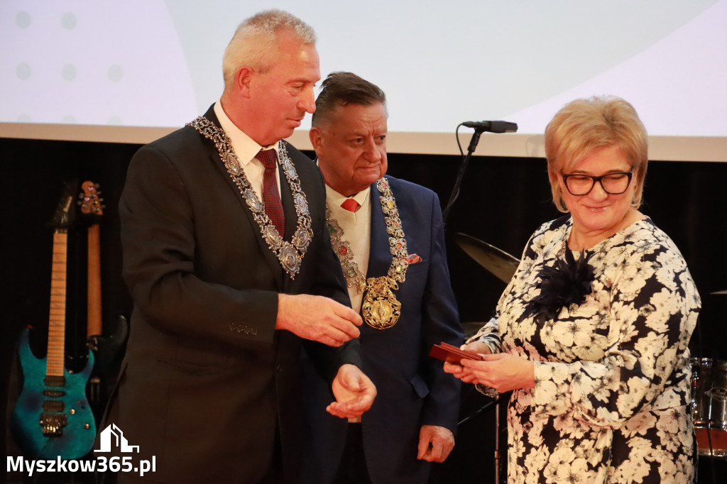 Fotorelacja II: Jubileusz 60-lecia CECH RZEMIOSŁ RÓŻNYCH MAŁEJ I ŚREDNIEJ PRZEDSIĘBIORCZOŚCI w Myszkowie