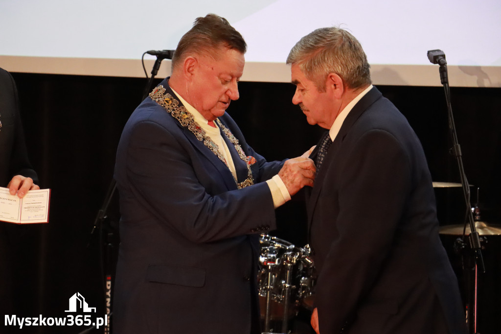 Fotorelacja II: Jubileusz 60-lecia CECH RZEMIOSŁ RÓŻNYCH MAŁEJ I ŚREDNIEJ PRZEDSIĘBIORCZOŚCI w Myszkowie