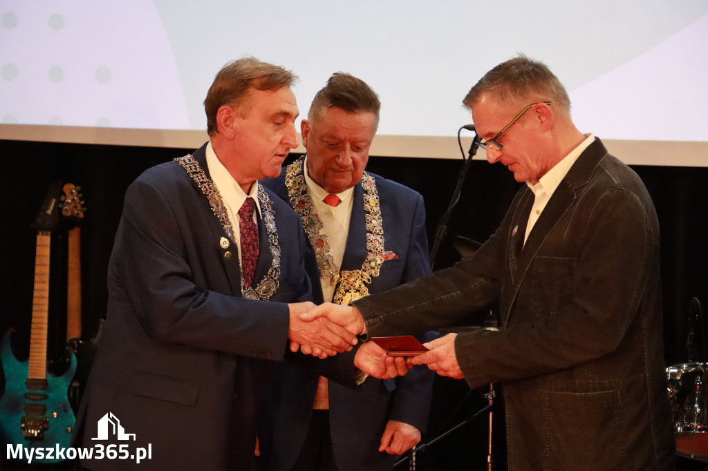 Fotorelacja II: Jubileusz 60-lecia CECH RZEMIOSŁ RÓŻNYCH MAŁEJ I ŚREDNIEJ PRZEDSIĘBIORCZOŚCI w Myszkowie