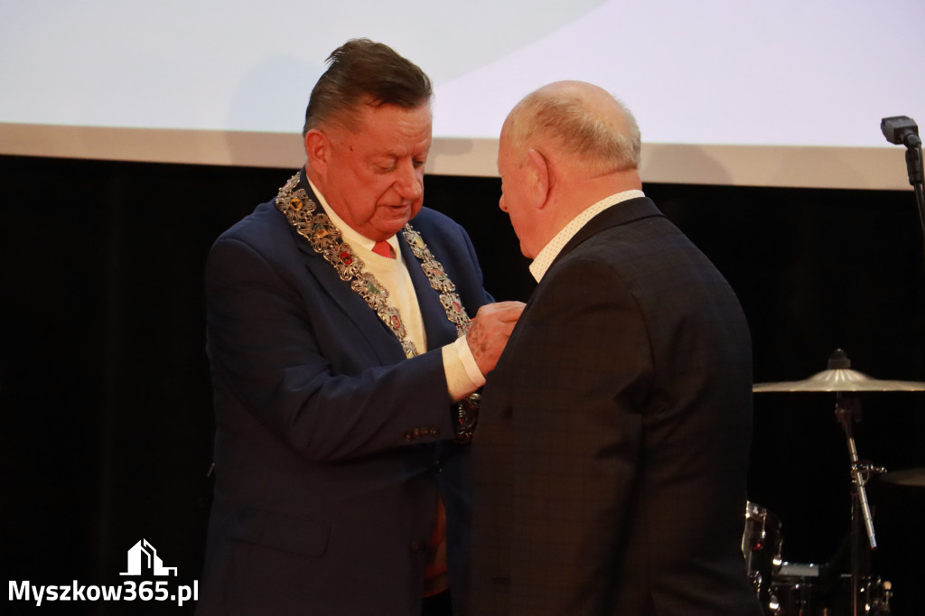 Fotorelacja II: Jubileusz 60-lecia CECH RZEMIOSŁ RÓŻNYCH MAŁEJ I ŚREDNIEJ PRZEDSIĘBIORCZOŚCI w Myszkowie