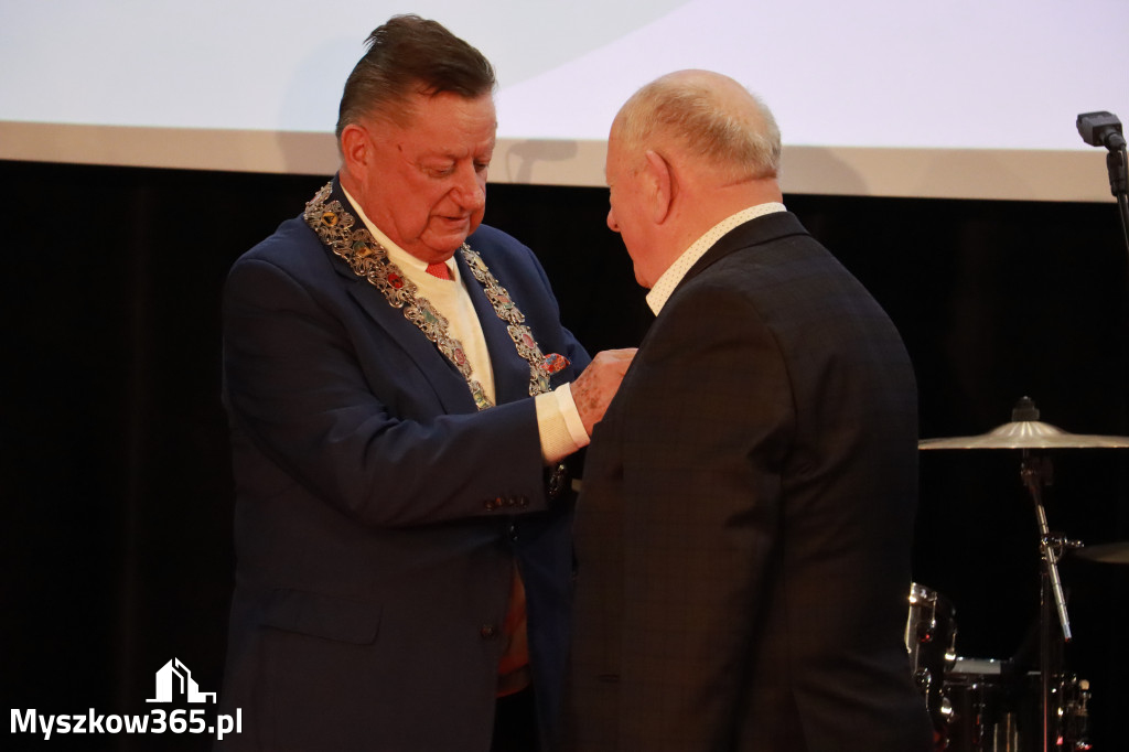 Fotorelacja II: Jubileusz 60-lecia CECH RZEMIOSŁ RÓŻNYCH MAŁEJ I ŚREDNIEJ PRZEDSIĘBIORCZOŚCI w Myszkowie