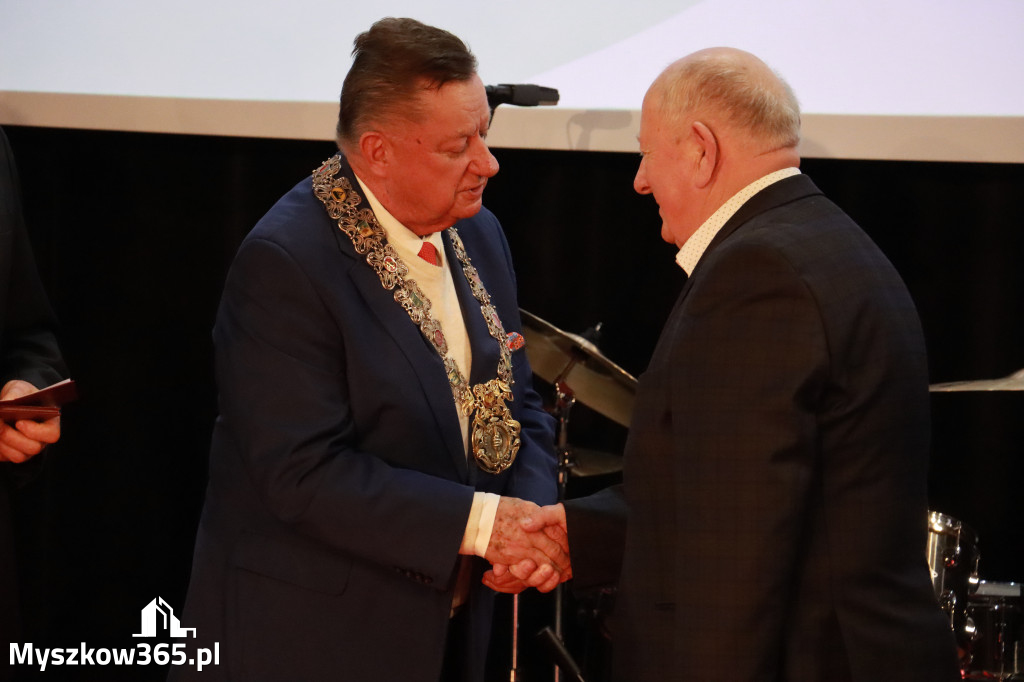 Fotorelacja II: Jubileusz 60-lecia CECH RZEMIOSŁ RÓŻNYCH MAŁEJ I ŚREDNIEJ PRZEDSIĘBIORCZOŚCI w Myszkowie