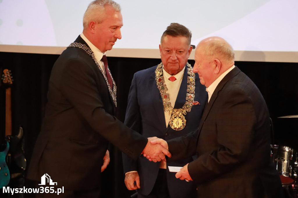 Fotorelacja II: Jubileusz 60-lecia CECH RZEMIOSŁ RÓŻNYCH MAŁEJ I ŚREDNIEJ PRZEDSIĘBIORCZOŚCI w Myszkowie