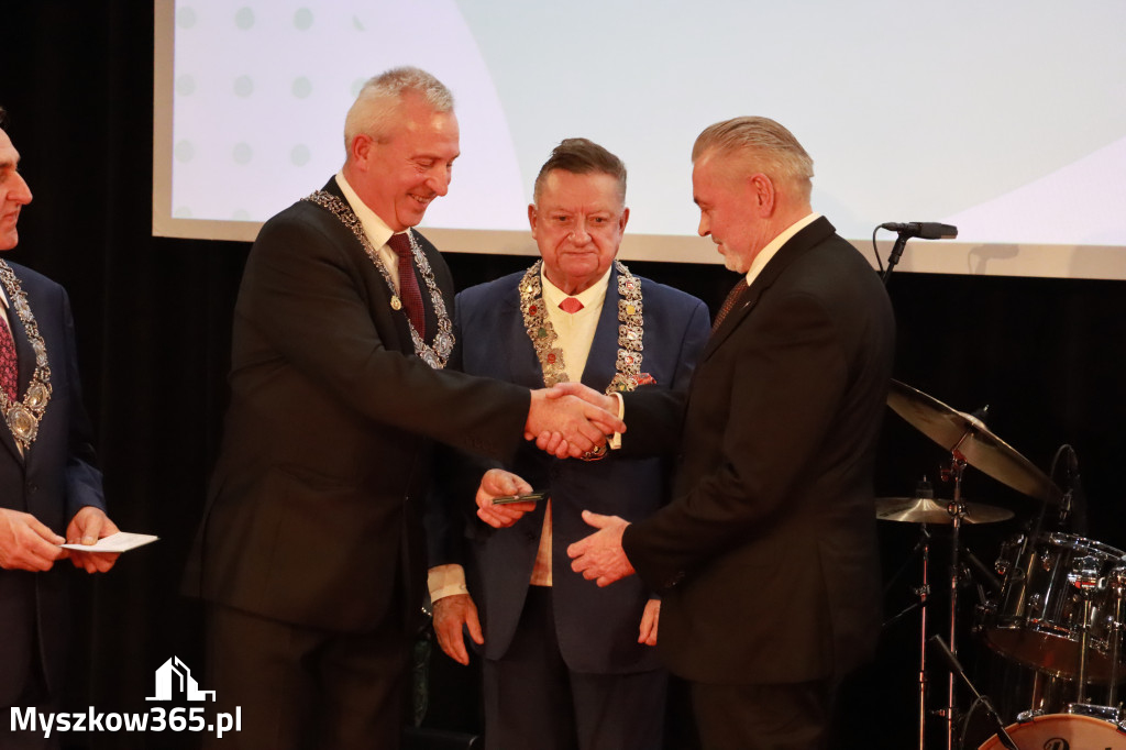 Fotorelacja II: Jubileusz 60-lecia CECH RZEMIOSŁ RÓŻNYCH MAŁEJ I ŚREDNIEJ PRZEDSIĘBIORCZOŚCI w Myszkowie
