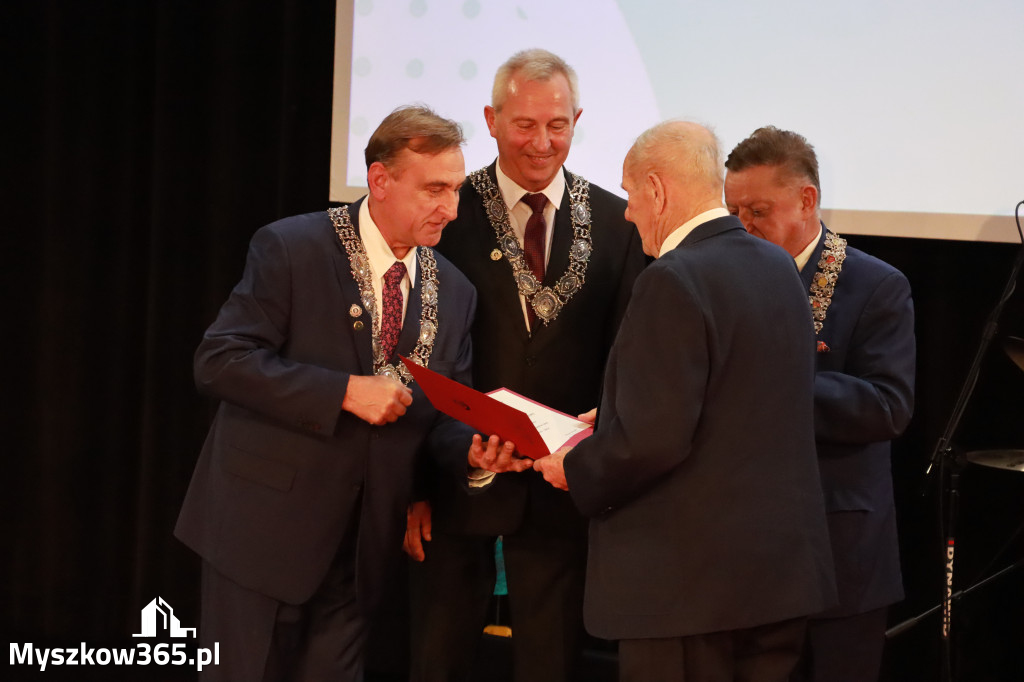 Fotorelacja II: Jubileusz 60-lecia CECH RZEMIOSŁ RÓŻNYCH MAŁEJ I ŚREDNIEJ PRZEDSIĘBIORCZOŚCI w Myszkowie