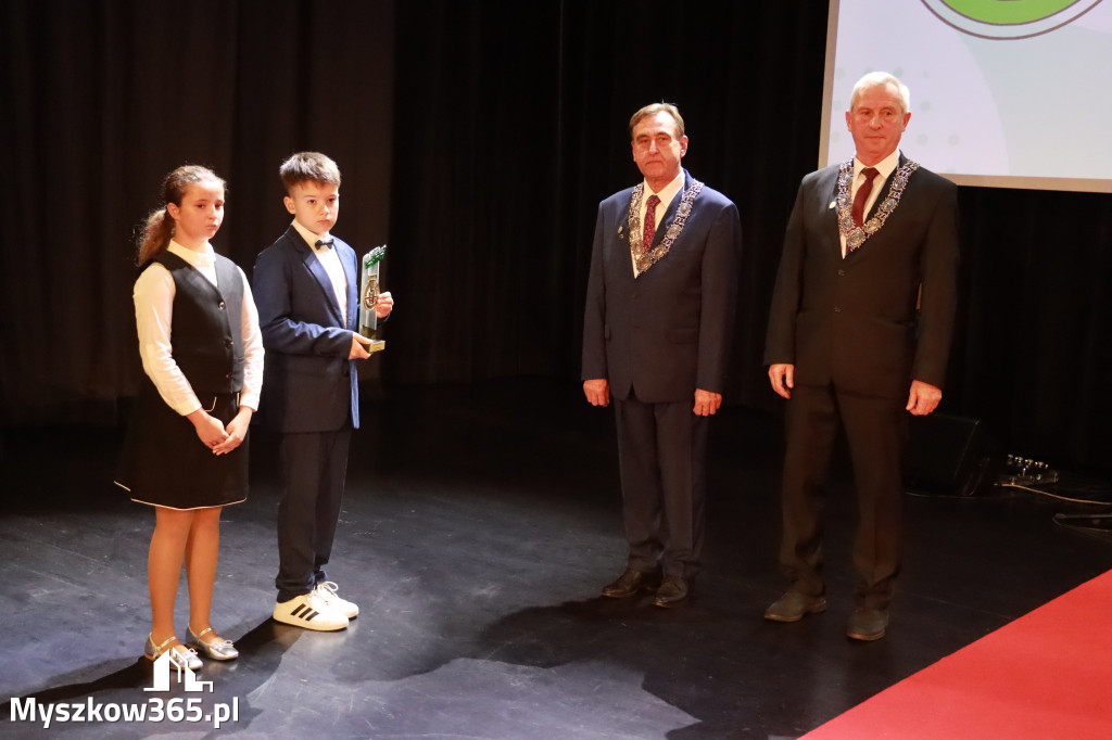 Fotorelacja II: Jubileusz 60-lecia CECH RZEMIOSŁ RÓŻNYCH MAŁEJ I ŚREDNIEJ PRZEDSIĘBIORCZOŚCI w Myszkowie