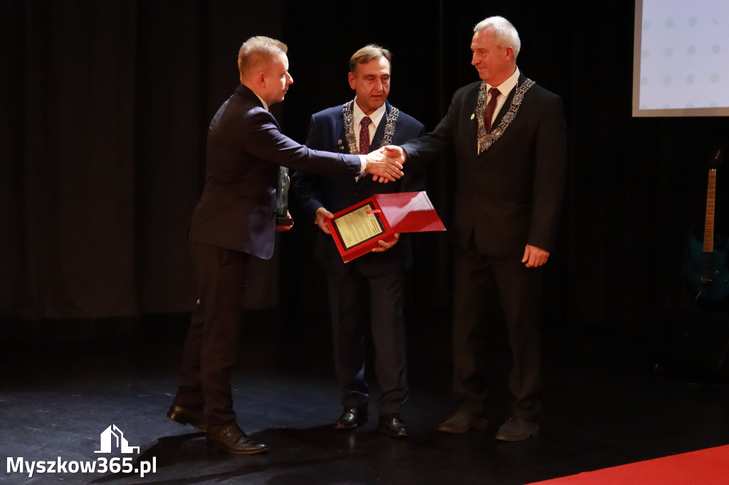 Fotorelacja II: Jubileusz 60-lecia CECH RZEMIOSŁ RÓŻNYCH MAŁEJ I ŚREDNIEJ PRZEDSIĘBIORCZOŚCI w Myszkowie