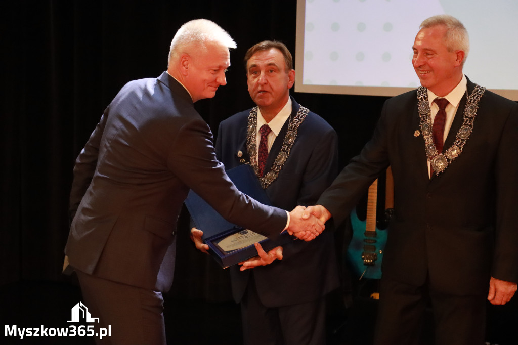 Fotorelacja II: Jubileusz 60-lecia CECH RZEMIOSŁ RÓŻNYCH MAŁEJ I ŚREDNIEJ PRZEDSIĘBIORCZOŚCI w Myszkowie
