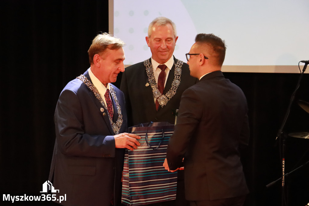 Fotorelacja II: Jubileusz 60-lecia CECH RZEMIOSŁ RÓŻNYCH MAŁEJ I ŚREDNIEJ PRZEDSIĘBIORCZOŚCI w Myszkowie