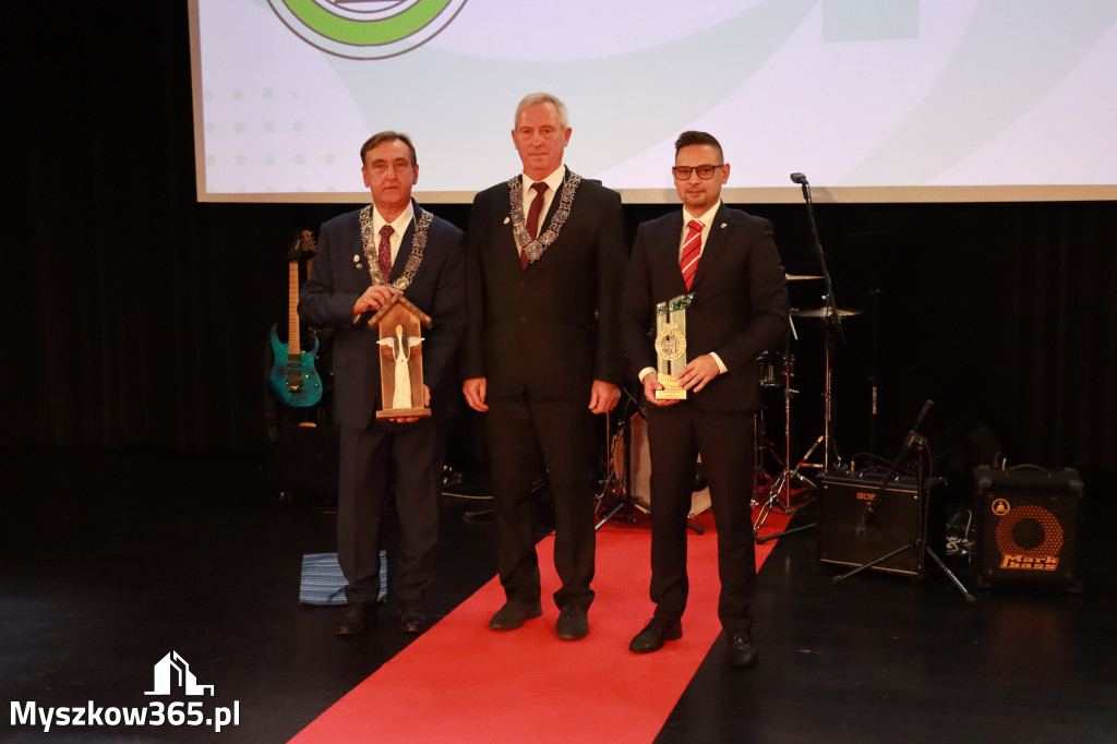 Fotorelacja II: Jubileusz 60-lecia CECH RZEMIOSŁ RÓŻNYCH MAŁEJ I ŚREDNIEJ PRZEDSIĘBIORCZOŚCI w Myszkowie