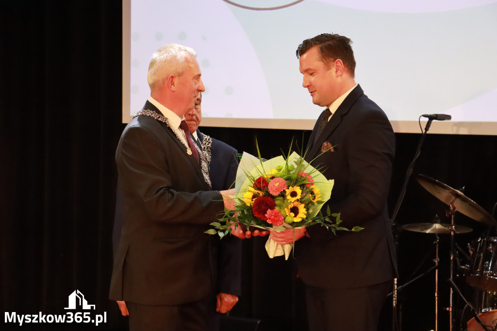Fotorelacja II: Jubileusz 60-lecia CECH RZEMIOSŁ RÓŻNYCH MAŁEJ I ŚREDNIEJ PRZEDSIĘBIORCZOŚCI w Myszkowie
