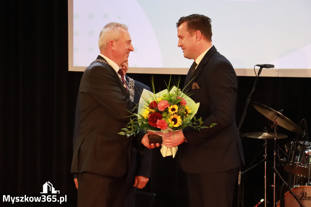 Fotorelacja II: Jubileusz 60-lecia CECH RZEMIOSŁ RÓŻNYCH MAŁEJ I ŚREDNIEJ PRZEDSIĘBIORCZOŚCI w Myszkowie