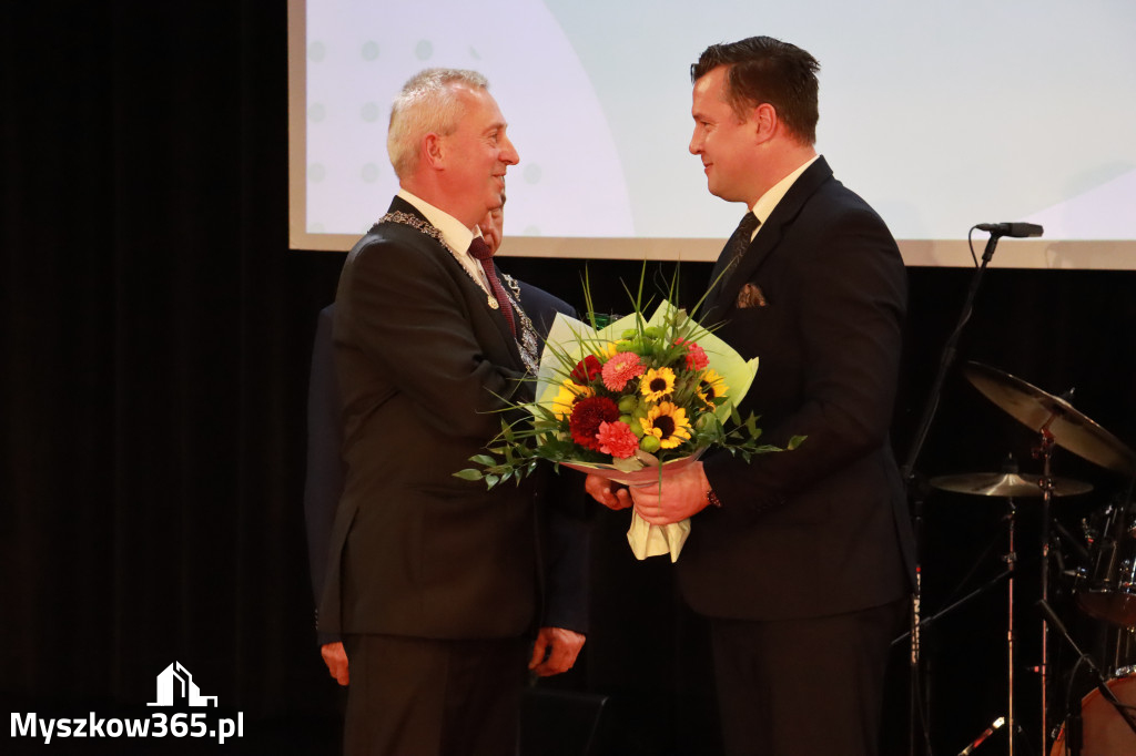 Fotorelacja II: Jubileusz 60-lecia CECH RZEMIOSŁ RÓŻNYCH MAŁEJ I ŚREDNIEJ PRZEDSIĘBIORCZOŚCI w Myszkowie