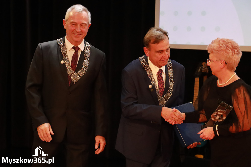 Fotorelacja II: Jubileusz 60-lecia CECH RZEMIOSŁ RÓŻNYCH MAŁEJ I ŚREDNIEJ PRZEDSIĘBIORCZOŚCI w Myszkowie