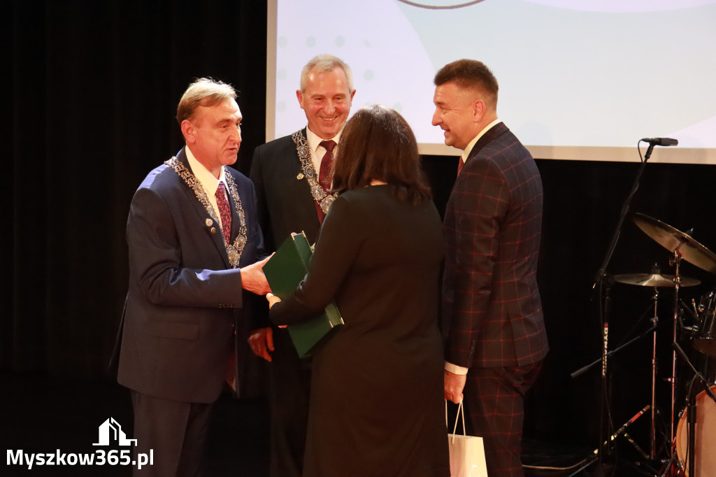Fotorelacja II: Jubileusz 60-lecia CECH RZEMIOSŁ RÓŻNYCH MAŁEJ I ŚREDNIEJ PRZEDSIĘBIORCZOŚCI w Myszkowie