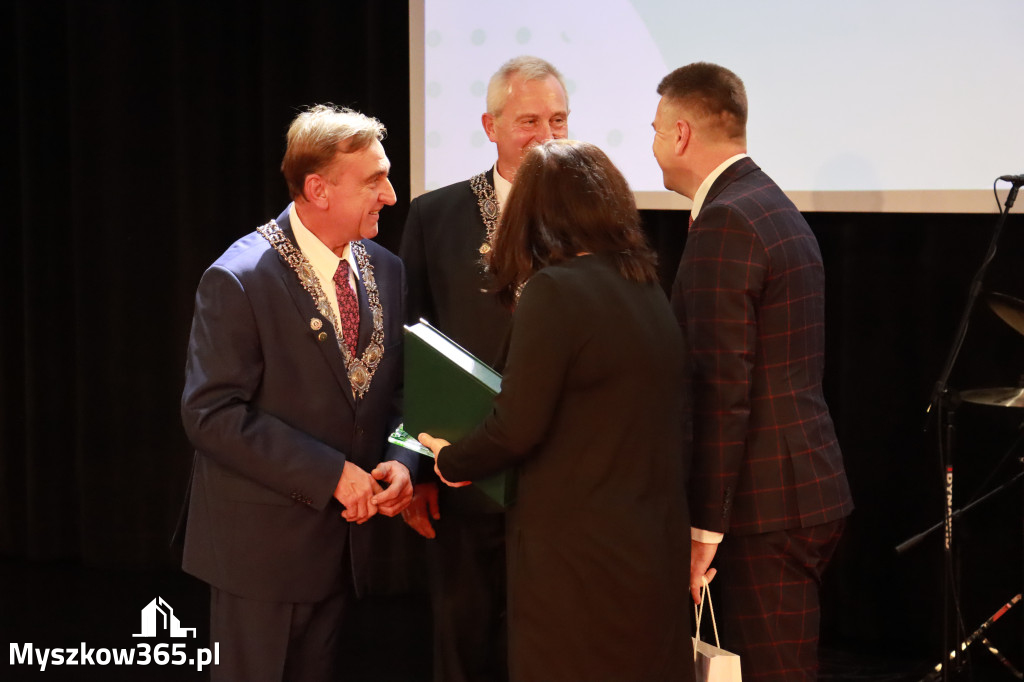 Fotorelacja II: Jubileusz 60-lecia CECH RZEMIOSŁ RÓŻNYCH MAŁEJ I ŚREDNIEJ PRZEDSIĘBIORCZOŚCI w Myszkowie