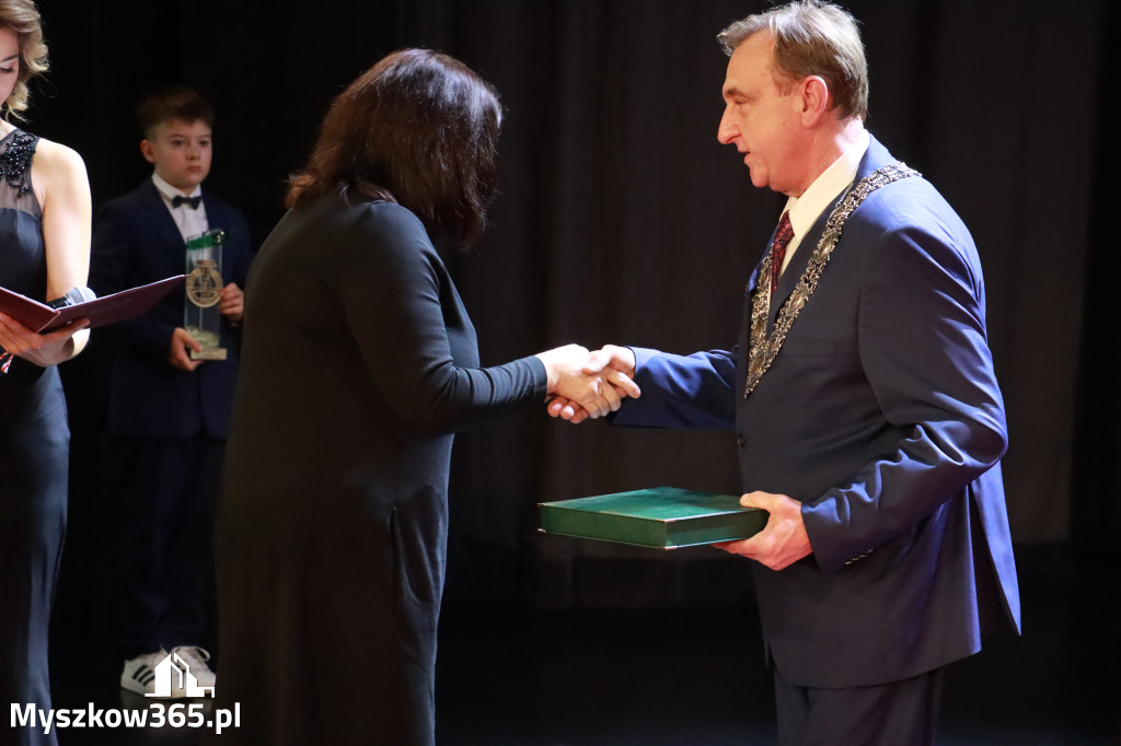 Fotorelacja II: Jubileusz 60-lecia CECH RZEMIOSŁ RÓŻNYCH MAŁEJ I ŚREDNIEJ PRZEDSIĘBIORCZOŚCI w Myszkowie