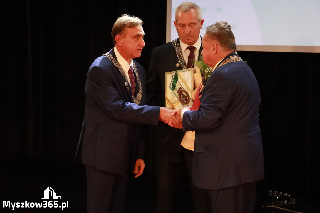 Fotorelacja II: Jubileusz 60-lecia CECH RZEMIOSŁ RÓŻNYCH MAŁEJ I ŚREDNIEJ PRZEDSIĘBIORCZOŚCI w Myszkowie