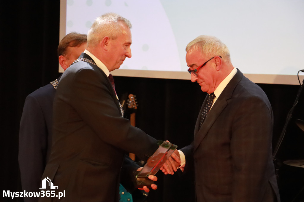 Fotorelacja II: Jubileusz 60-lecia CECH RZEMIOSŁ RÓŻNYCH MAŁEJ I ŚREDNIEJ PRZEDSIĘBIORCZOŚCI w Myszkowie