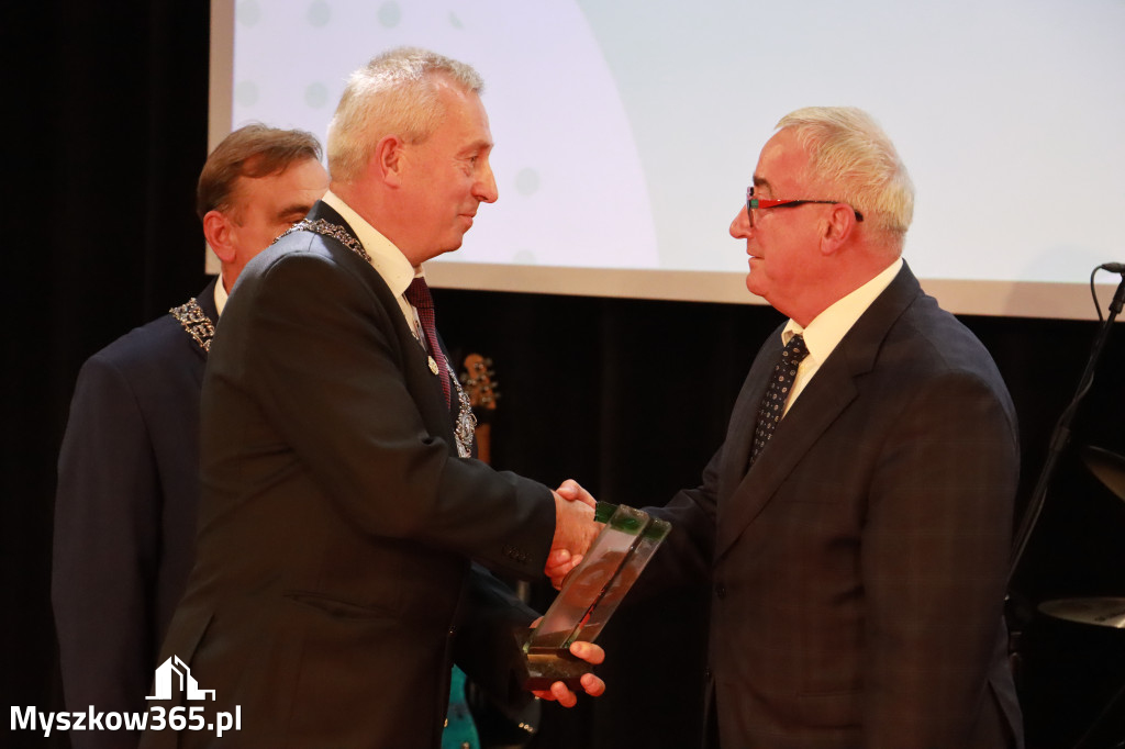 Fotorelacja II: Jubileusz 60-lecia CECH RZEMIOSŁ RÓŻNYCH MAŁEJ I ŚREDNIEJ PRZEDSIĘBIORCZOŚCI w Myszkowie