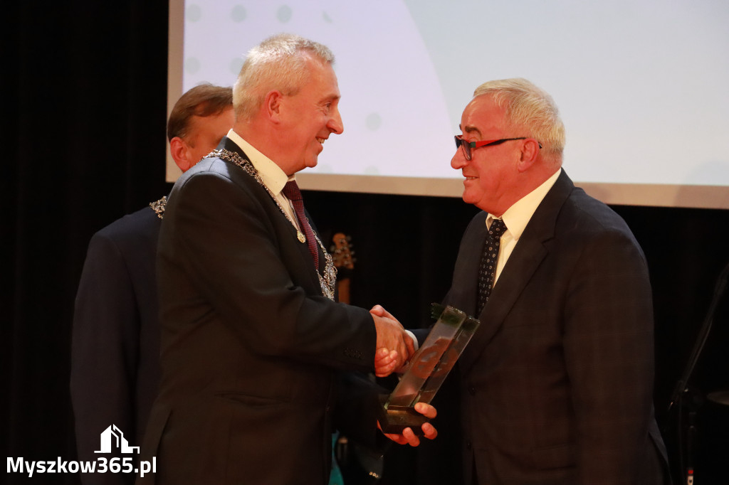 Fotorelacja II: Jubileusz 60-lecia CECH RZEMIOSŁ RÓŻNYCH MAŁEJ I ŚREDNIEJ PRZEDSIĘBIORCZOŚCI w Myszkowie