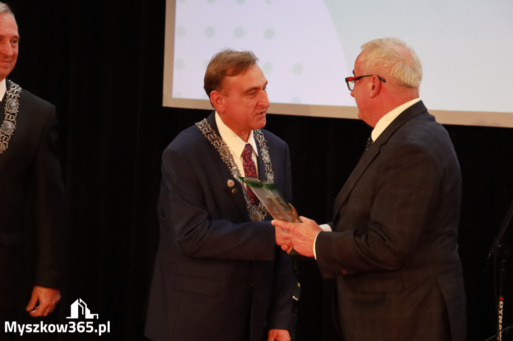 Fotorelacja II: Jubileusz 60-lecia CECH RZEMIOSŁ RÓŻNYCH MAŁEJ I ŚREDNIEJ PRZEDSIĘBIORCZOŚCI w Myszkowie