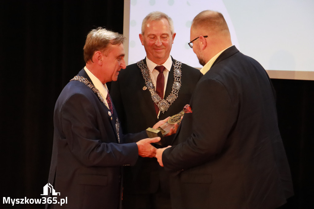 Fotorelacja II: Jubileusz 60-lecia CECH RZEMIOSŁ RÓŻNYCH MAŁEJ I ŚREDNIEJ PRZEDSIĘBIORCZOŚCI w Myszkowie