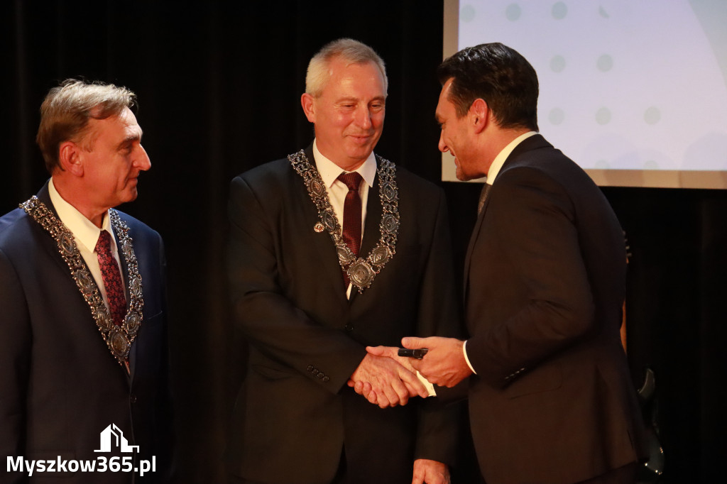 Fotorelacja III: Jubileusz 60-lecia CECH RZEMIOSŁ RÓŻNYCH MAŁEJ I ŚREDNIEJ PRZEDSIĘBIORCZOŚCI w Myszkowie