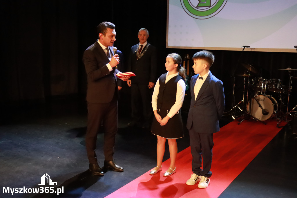 Fotorelacja III: Jubileusz 60-lecia CECH RZEMIOSŁ RÓŻNYCH MAŁEJ I ŚREDNIEJ PRZEDSIĘBIORCZOŚCI w Myszkowie