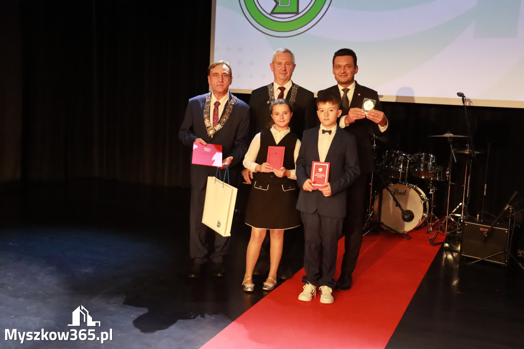 Fotorelacja III: Jubileusz 60-lecia CECH RZEMIOSŁ RÓŻNYCH MAŁEJ I ŚREDNIEJ PRZEDSIĘBIORCZOŚCI w Myszkowie