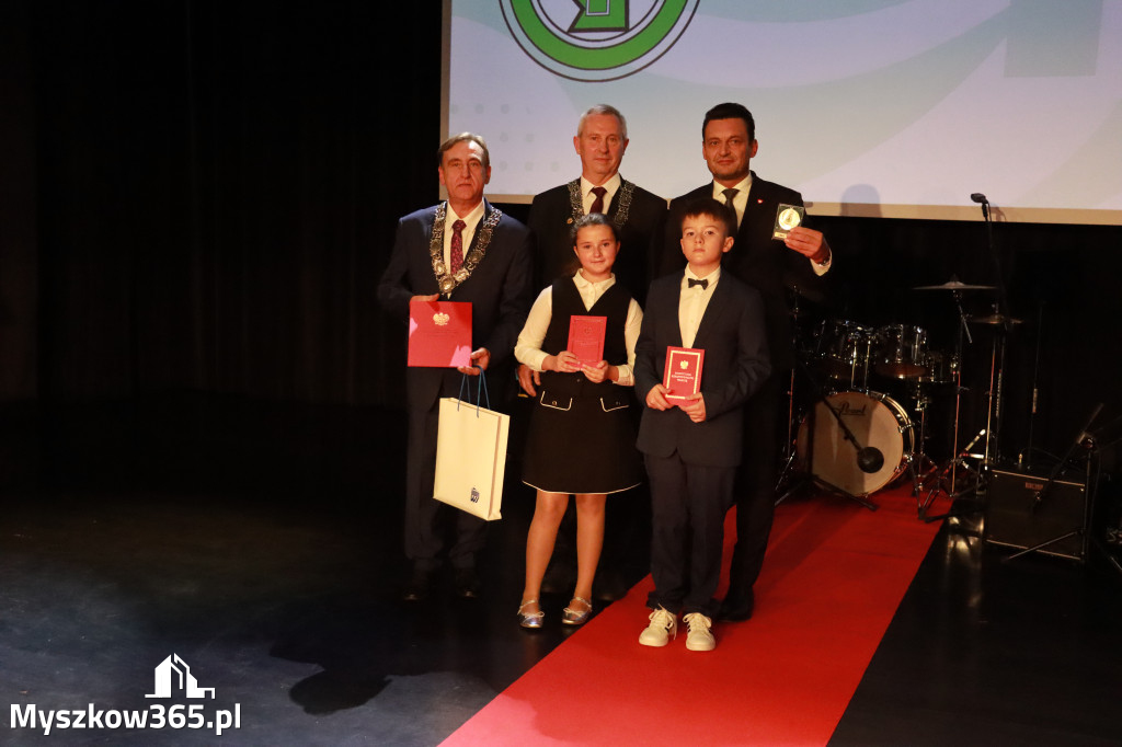 Fotorelacja III: Jubileusz 60-lecia CECH RZEMIOSŁ RÓŻNYCH MAŁEJ I ŚREDNIEJ PRZEDSIĘBIORCZOŚCI w Myszkowie