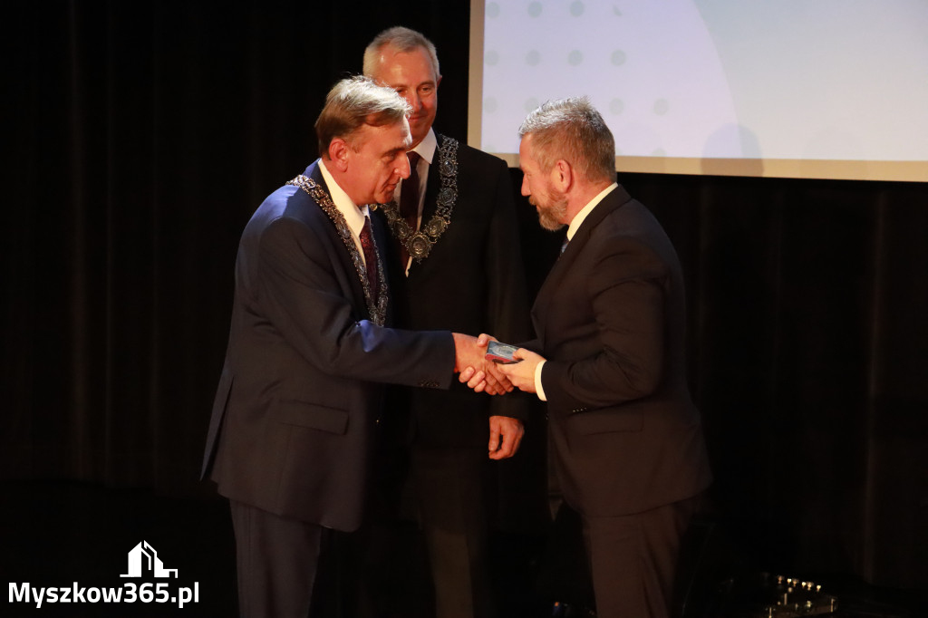 Fotorelacja III: Jubileusz 60-lecia CECH RZEMIOSŁ RÓŻNYCH MAŁEJ I ŚREDNIEJ PRZEDSIĘBIORCZOŚCI w Myszkowie