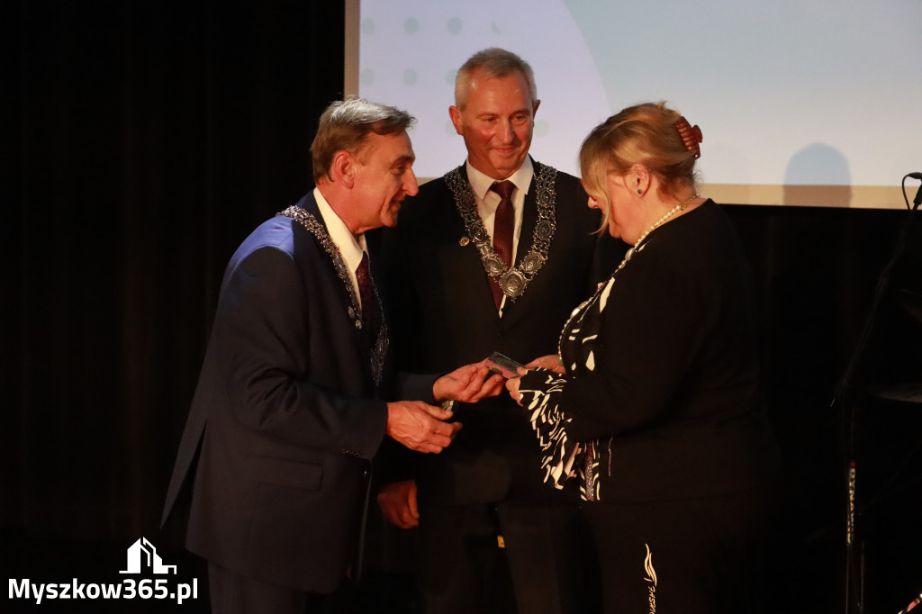 Fotorelacja III: Jubileusz 60-lecia CECH RZEMIOSŁ RÓŻNYCH MAŁEJ I ŚREDNIEJ PRZEDSIĘBIORCZOŚCI w Myszkowie