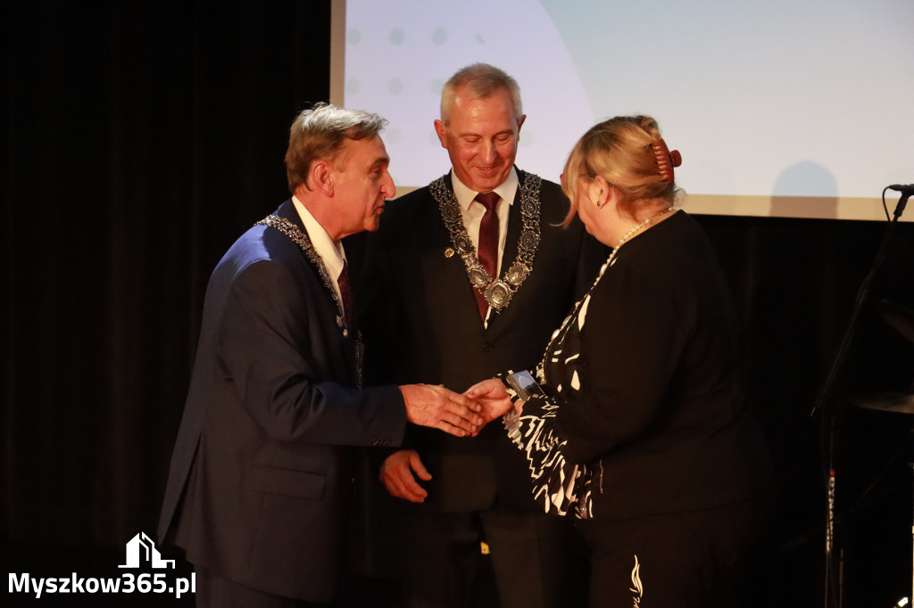 Fotorelacja III: Jubileusz 60-lecia CECH RZEMIOSŁ RÓŻNYCH MAŁEJ I ŚREDNIEJ PRZEDSIĘBIORCZOŚCI w Myszkowie
