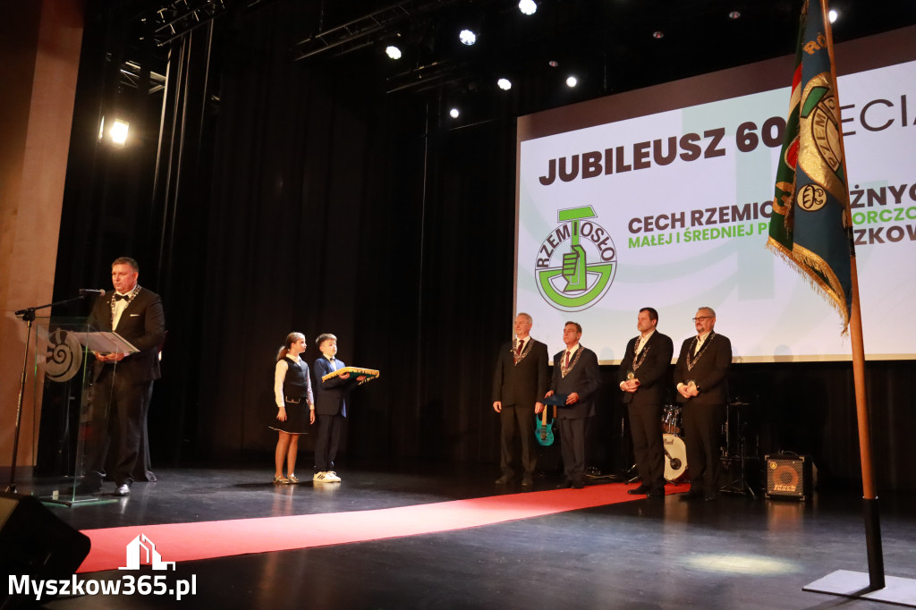 Fotorelacja III: Jubileusz 60-lecia CECH RZEMIOSŁ RÓŻNYCH MAŁEJ I ŚREDNIEJ PRZEDSIĘBIORCZOŚCI w Myszkowie