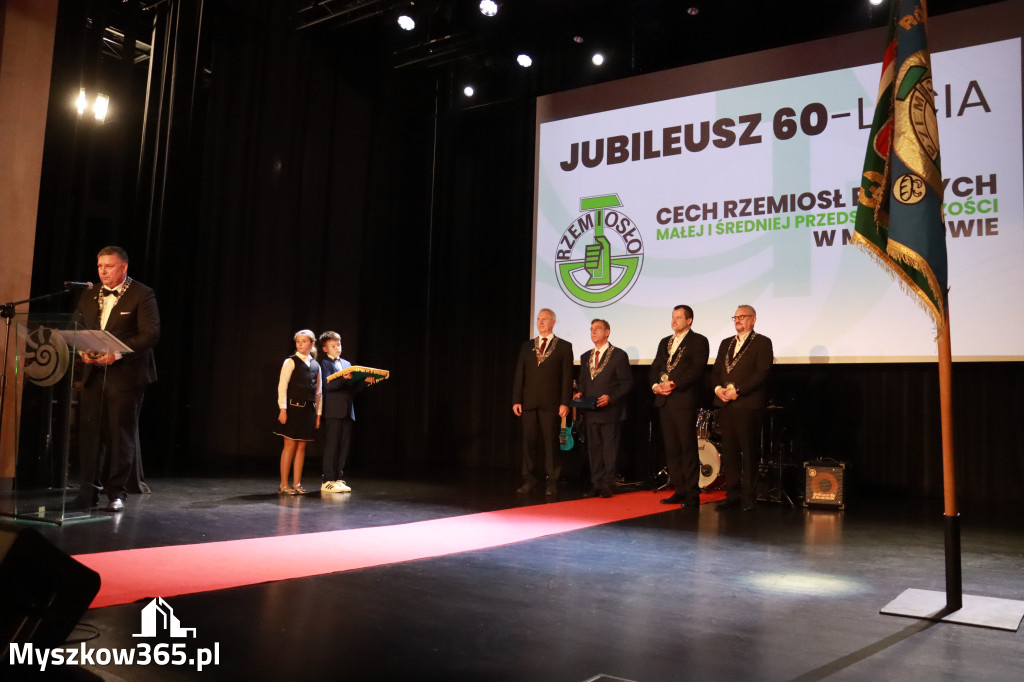 Fotorelacja III: Jubileusz 60-lecia CECH RZEMIOSŁ RÓŻNYCH MAŁEJ I ŚREDNIEJ PRZEDSIĘBIORCZOŚCI w Myszkowie
