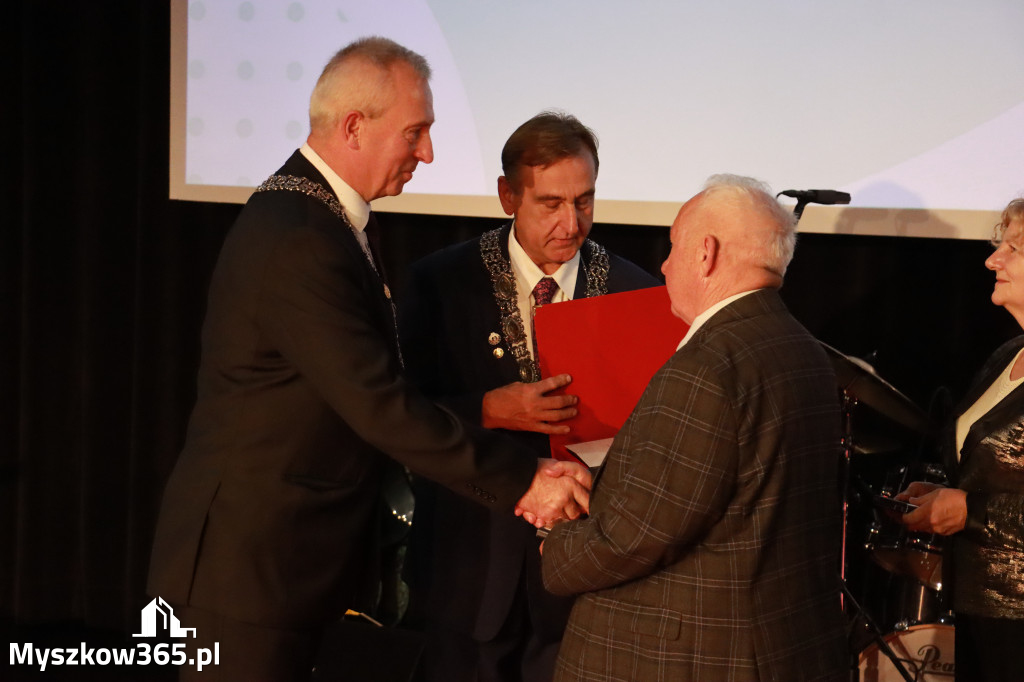 Fotorelacja III: Jubileusz 60-lecia CECH RZEMIOSŁ RÓŻNYCH MAŁEJ I ŚREDNIEJ PRZEDSIĘBIORCZOŚCI w Myszkowie