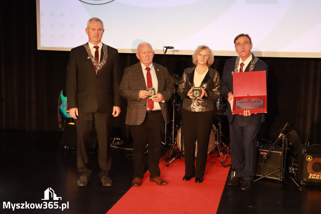 Fotorelacja III: Jubileusz 60-lecia CECH RZEMIOSŁ RÓŻNYCH MAŁEJ I ŚREDNIEJ PRZEDSIĘBIORCZOŚCI w Myszkowie