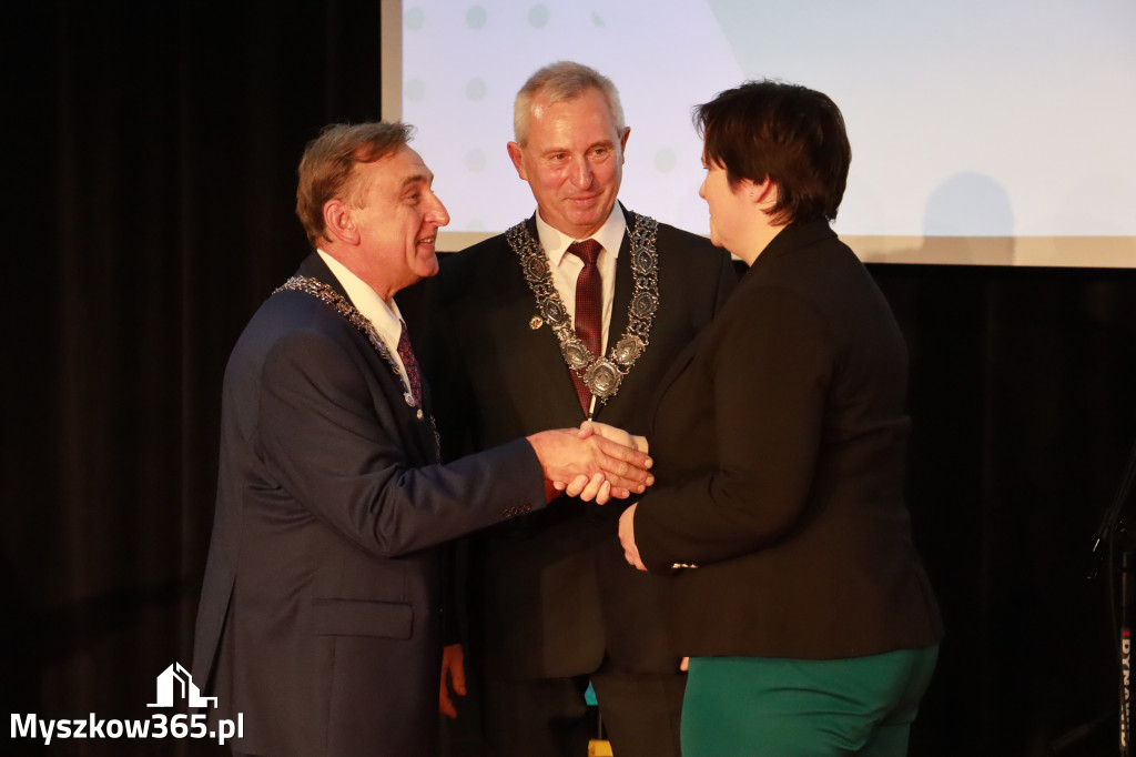 Fotorelacja III: Jubileusz 60-lecia CECH RZEMIOSŁ RÓŻNYCH MAŁEJ I ŚREDNIEJ PRZEDSIĘBIORCZOŚCI w Myszkowie