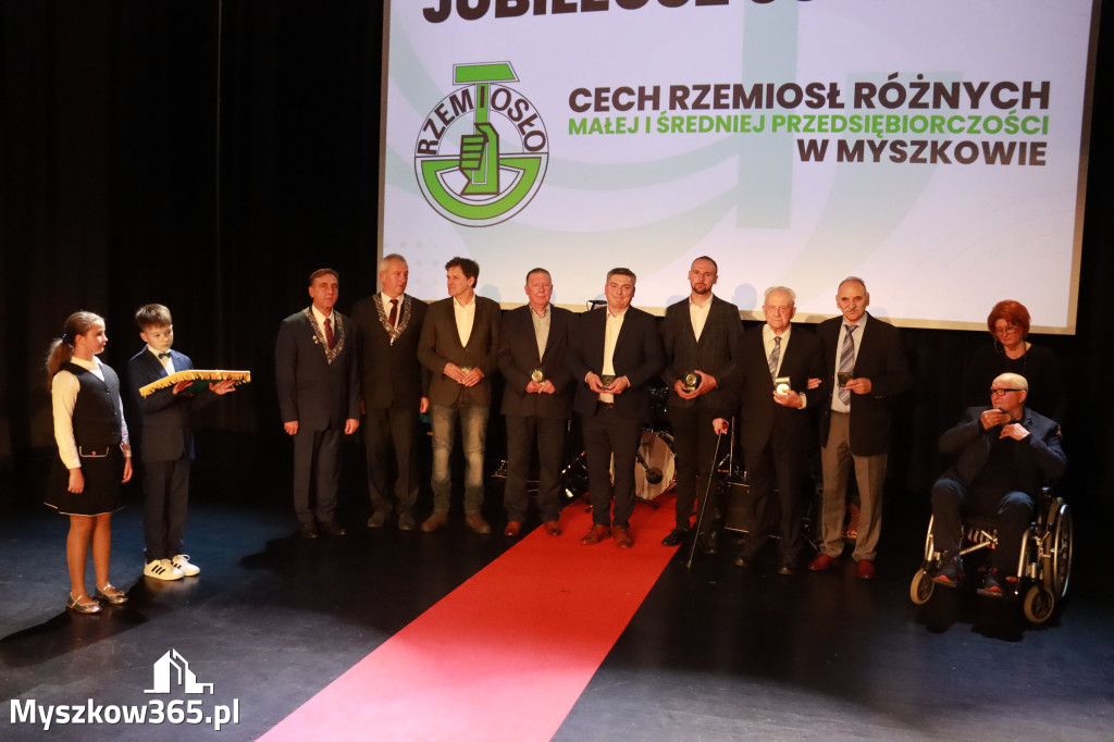Fotorelacja III: Jubileusz 60-lecia CECH RZEMIOSŁ RÓŻNYCH MAŁEJ I ŚREDNIEJ PRZEDSIĘBIORCZOŚCI w Myszkowie