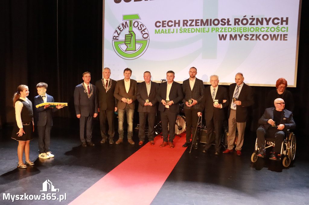 Fotorelacja III: Jubileusz 60-lecia CECH RZEMIOSŁ RÓŻNYCH MAŁEJ I ŚREDNIEJ PRZEDSIĘBIORCZOŚCI w Myszkowie