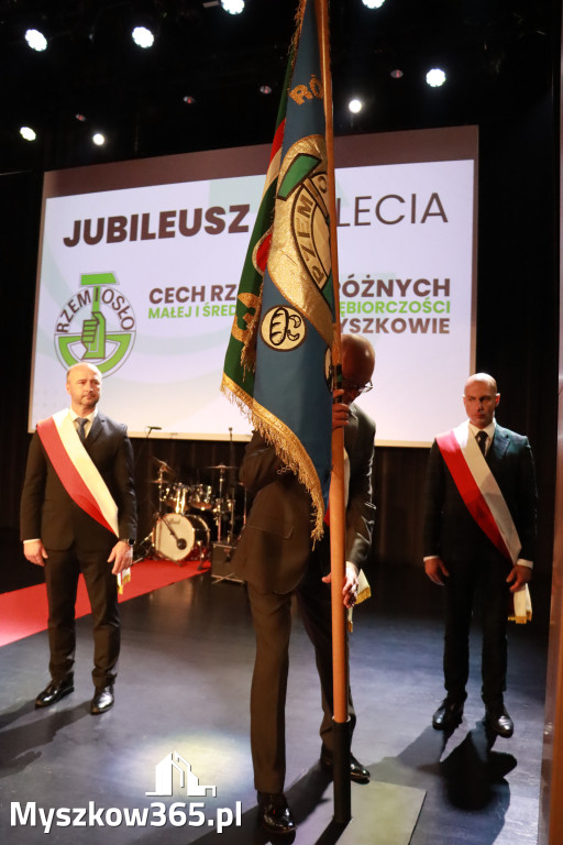 Fotorelacja III: Jubileusz 60-lecia CECH RZEMIOSŁ RÓŻNYCH MAŁEJ I ŚREDNIEJ PRZEDSIĘBIORCZOŚCI w Myszkowie
