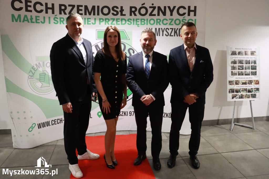 Fotorelacja III: Jubileusz 60-lecia CECH RZEMIOSŁ RÓŻNYCH MAŁEJ I ŚREDNIEJ PRZEDSIĘBIORCZOŚCI w Myszkowie