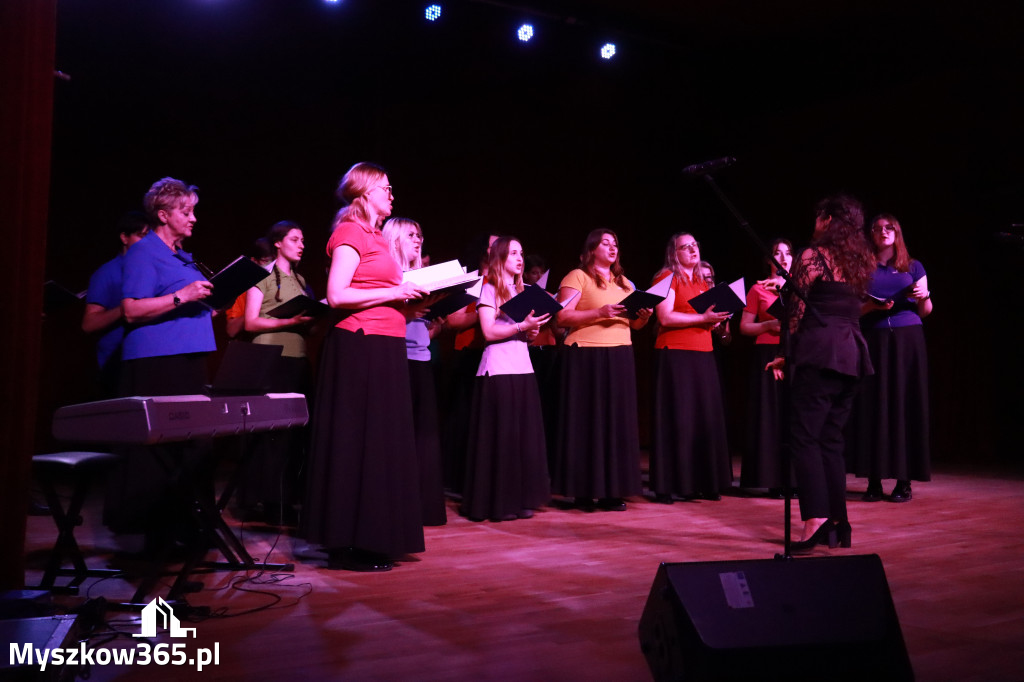 Fotorelacja I: XIV Międzynarodowy Festiwal Chóralnej Pieśni Maryjnej w Koziegłowach
