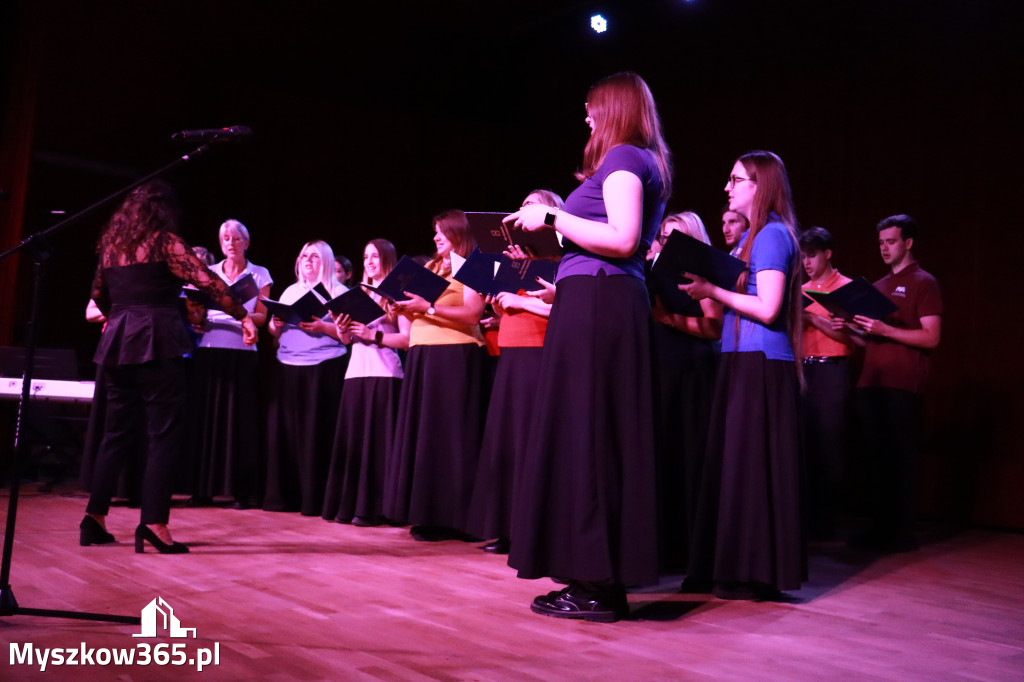 Fotorelacja I: XIV Międzynarodowy Festiwal Chóralnej Pieśni Maryjnej w Koziegłowach