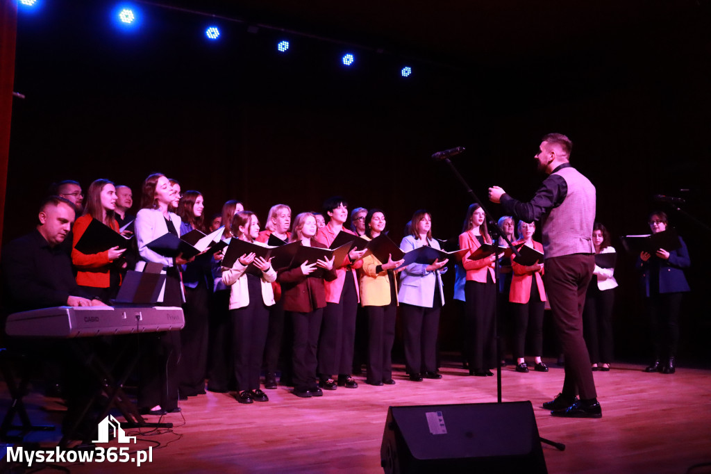 Fotorelacja I: XIV Międzynarodowy Festiwal Chóralnej Pieśni Maryjnej w Koziegłowach