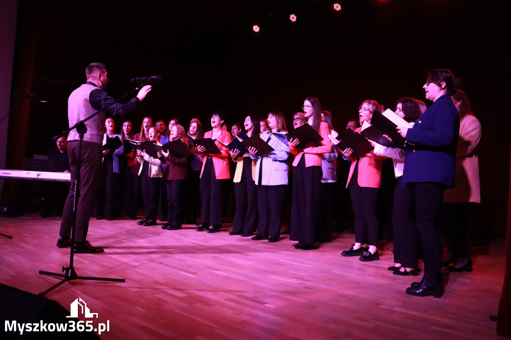 Fotorelacja I: XIV Międzynarodowy Festiwal Chóralnej Pieśni Maryjnej w Koziegłowach